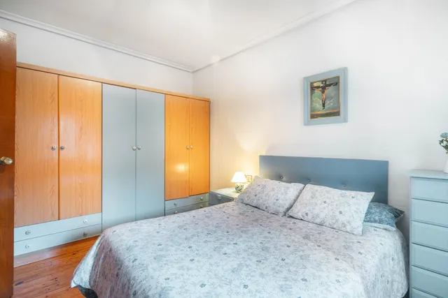 Casas, nave y fincas en venta en Caborana (aller) — 50