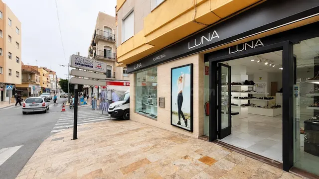 LOCAL COMERCIAL ALBOX - foto 5