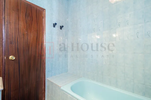 ÁTICO A REFORMAR CON BALCON EN LA VILA DE GRACIA — 23