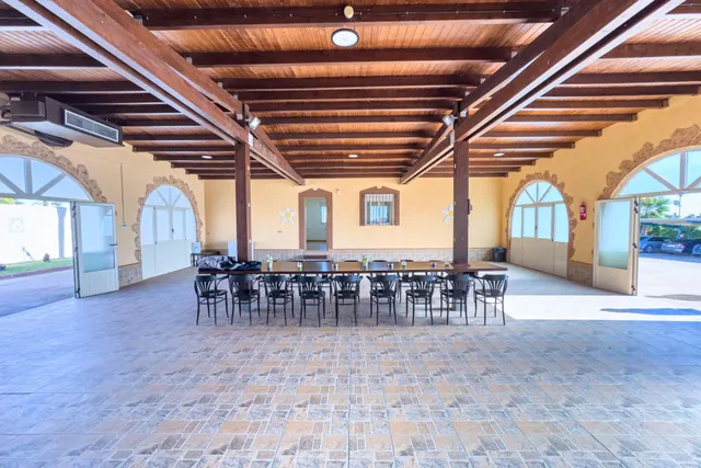 Espectacular finca rústica vallada con viviendas, salón de eventos y piscina en Fuente Álamo — 20