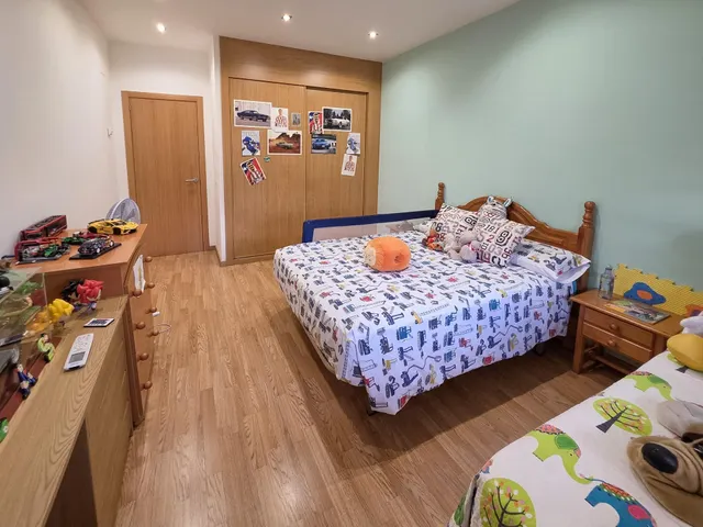 Precioso chalet adosado de 4 dormitorios con piscina privada y garaje en Carranque — 38