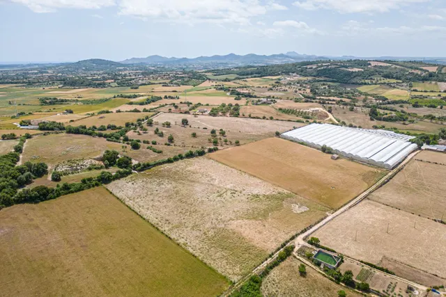 Suelo Rústico Urbanizable de 76.125 m2 — 15