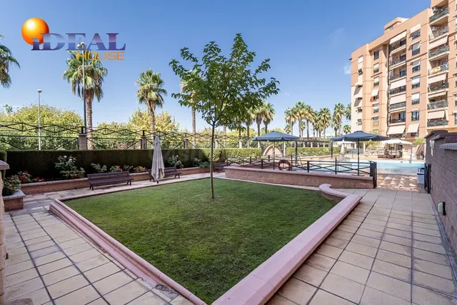 Vivienda a estrenar en urbanización privada en Parque Almunia con sauna, gimnasio y piscina comunitaria. — 3