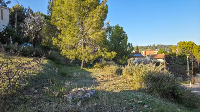 Terreno urbano esquinero en Navarcles | Orientación sureste — 7