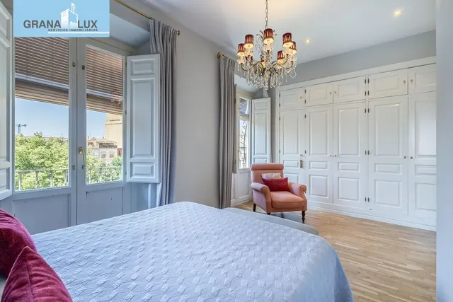 Exclusivo Piso Dúplex en el Corazón de Granada — 19