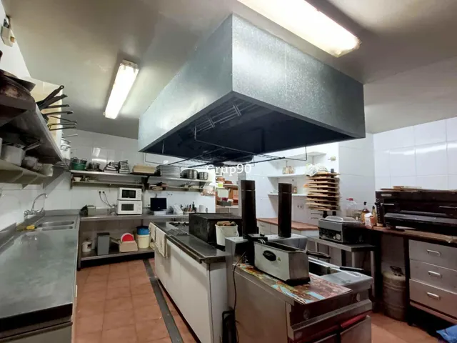 Venta  de restaurante en La Bordeta — 34
