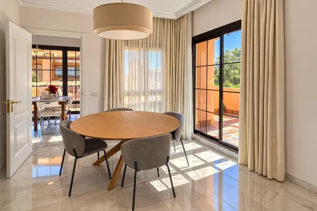 ¡ESPECTACULAR! Impresionante Ático de Lujo con Terraza de Ensueño La Propiedad Más Exclusiva de la Zona | Luminosidad Total — 7