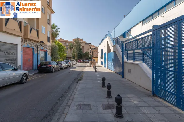 Encantadora Casa Reformada en Ogijares con Vistas y Espacios para Disfrutar — 46