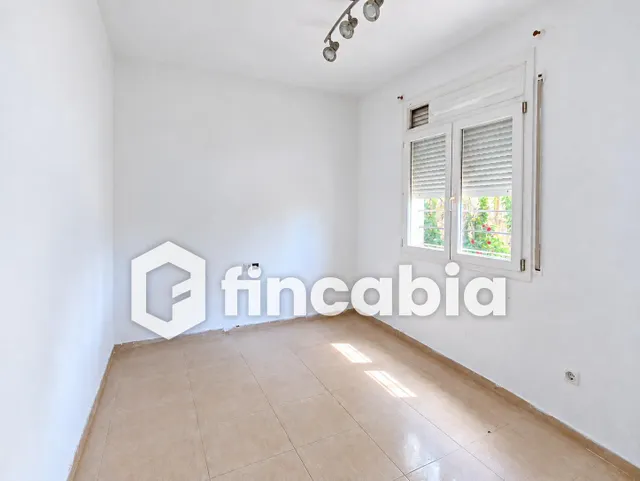 Casa independiente para reformar con jardín y garaje en Maçanet de la Selva — 50
