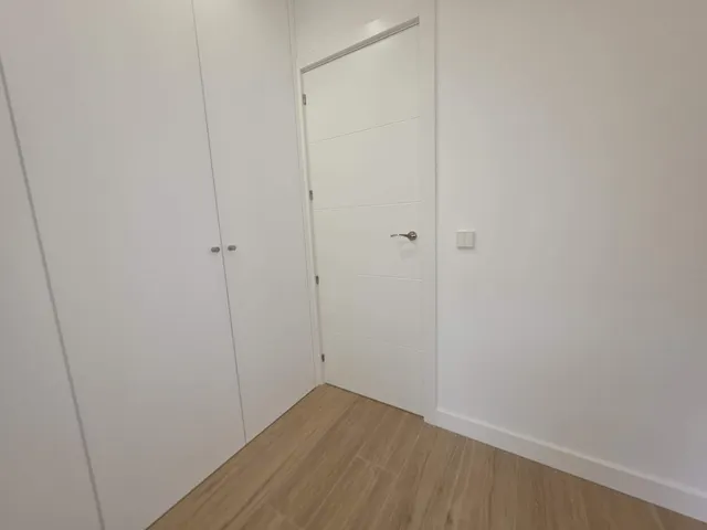 Acogedor Piso en Coslada, Ideal para Entrar a Vivir por €203.500 — 6
