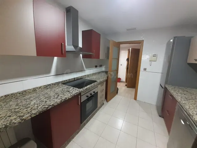 ESPECTACULAR PISO DE ALQUILER CON GRAN PATIO PRIVADO, PISCINA, COCHERA Y TRASTERO — 4