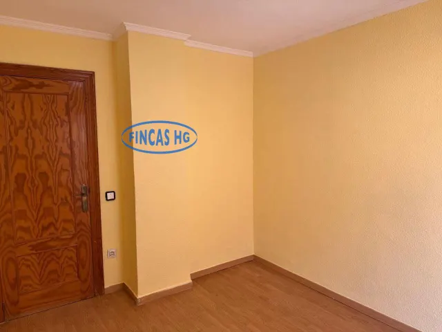 vivienda junto al museo Marq — 22