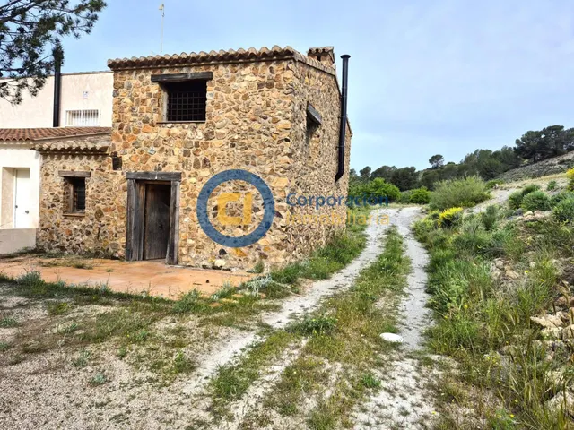 Casa de tres dormitorios en zona La Carrasquilla para Fines 