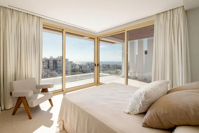 Villa independiente de lujo en venta  con vistas al mar y piscina privada en El Higuerón, Fuengirola — 18