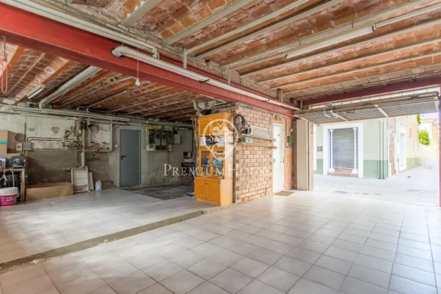 Edificio para reformar en venta en pleno centro de Malgrat de Mar — 24