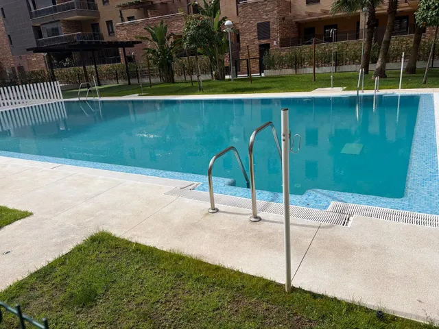 ESTUPENDA VIVIENDA EN NUEVO ZOCO, CON MAGNÍFICO Y GRAN PATIO (PORCHE), PISCINA, COCHERA, TRASTERO!!!! — 35