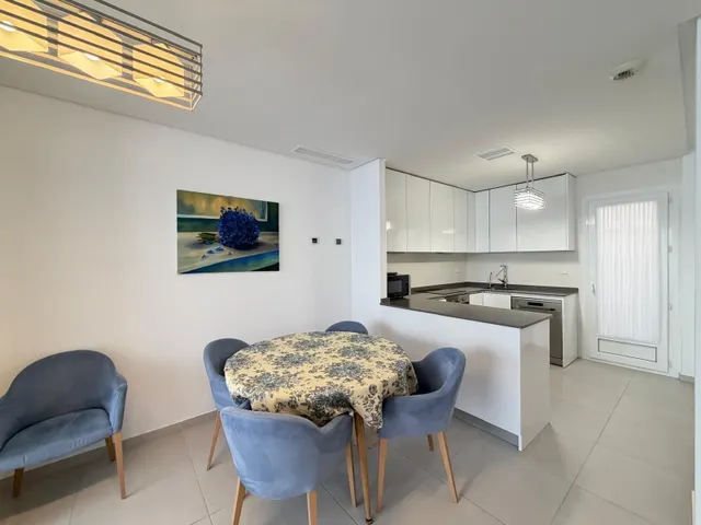Casa 3 habitaciones 197m² en venta - Aguas Nuevas — 24