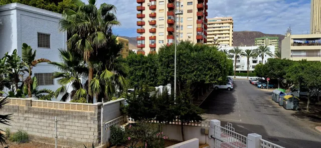 Se vende piso de 2 dormitorios con amplia terraza, garaje y trastero en Aguadulce Sur — 38