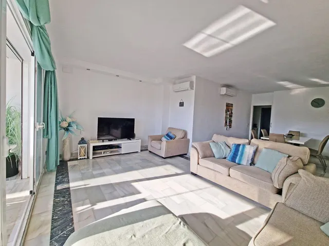 APARTAMENTO 3 DORMITORIOS CALAHONDA — 13