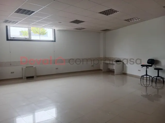 OFICINAS EN PARQUE TECNOLÓGICO DE VALLADARES — 8
