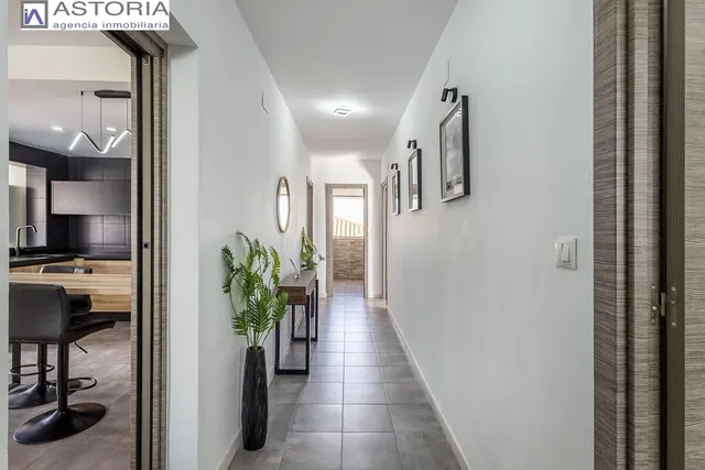 Casa en venta en Monachil (Granada) – Amplia, luminosa y con gran potencial — 13
