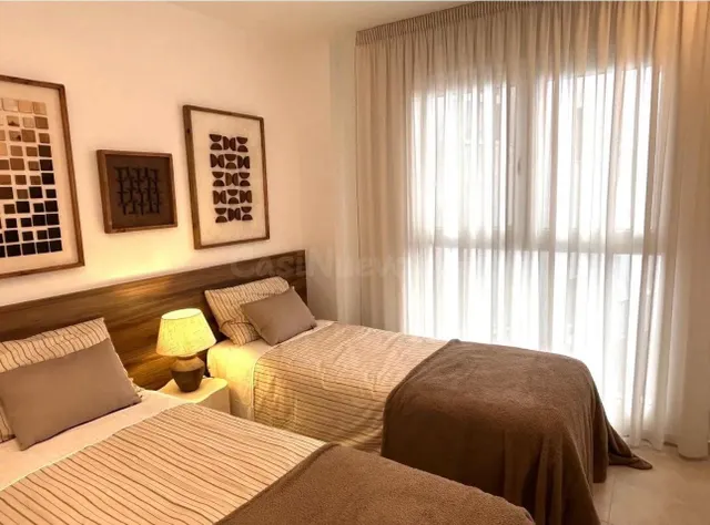 ALQUILER DE APARTAMENTO DE OBRA NUEVA EN EL CENTRO DE ALICAN - foto 5