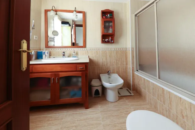 Amplio piso de 3 dormitorios con terraza, garaje y trastero en Las Lagunas — 31