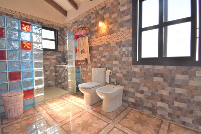Chalet 4 habitaciones 325m² en venta - Villamartin - foto 2