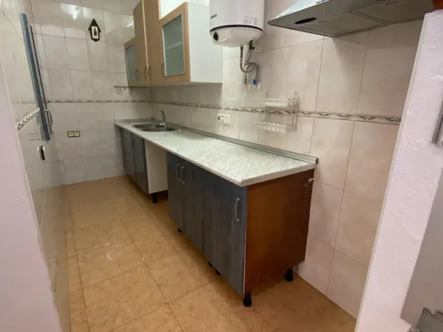 ¡AMPLIA VIVIENDA CON TERRAZA EN LA ZONA ALTA DE LA POBLACIÓN! — 16