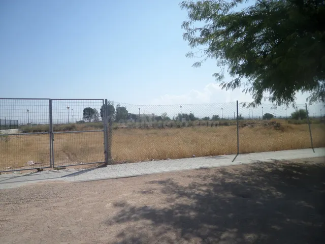 *Se alquila solar para negocio por sólo 1.500€* - foto 3