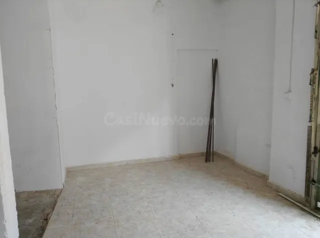 Local comercial 30m² en venta - Barrio de la alegría - foto 2