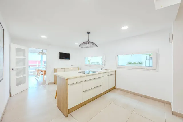 Exclusiva vivienda totalmente reformada en Triana - foto 5
