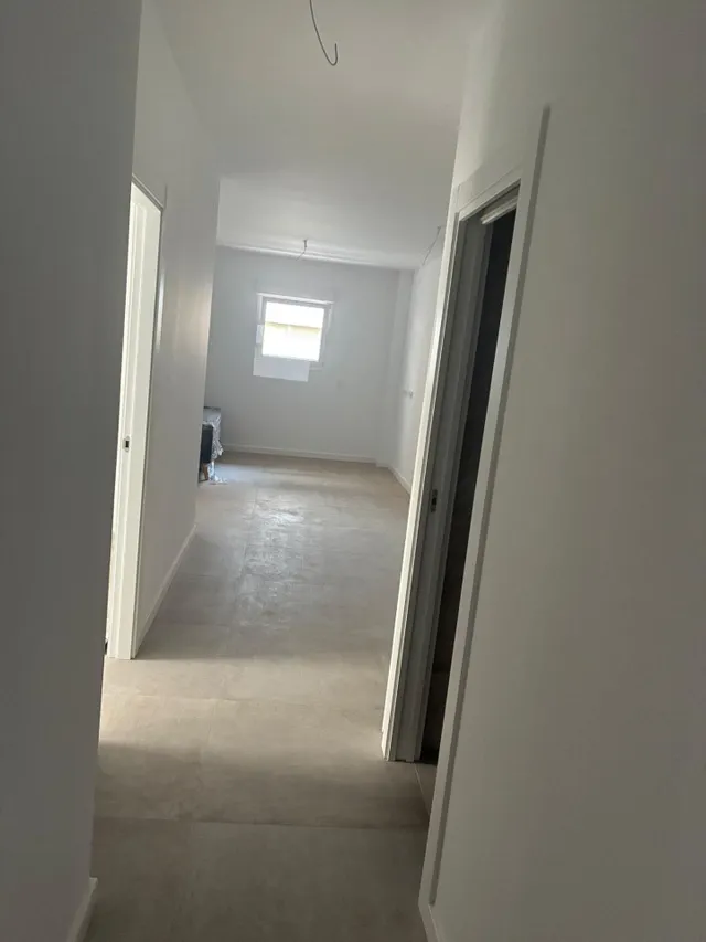 DISPONIBLE PARA DICIEMBRE !! VIVIENDA A ESTRENAR, CON GARAJE - foto 4