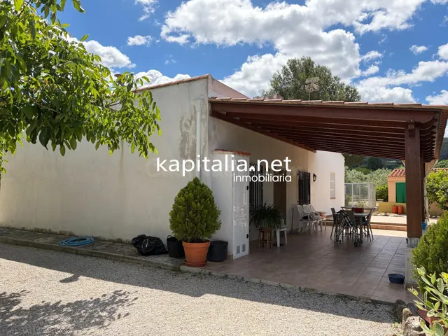 CHALET VENTA EN EXCLUSIVA EN KAPITALIA Y MUY CERCA DE LA CIU - foto 2
