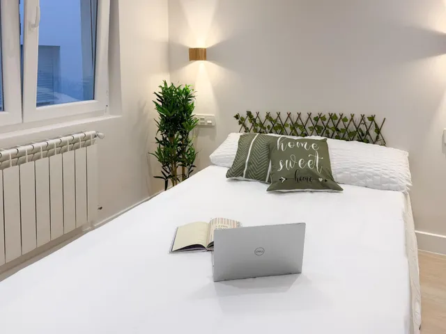 Piso reformado y luminoso de 2 habitaciones junto al campus del milán Oviedo — 15