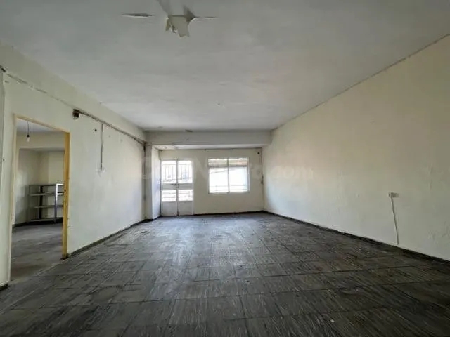 CASABANCO VENDE DOS PISOS EN ZORITA. - foto 2