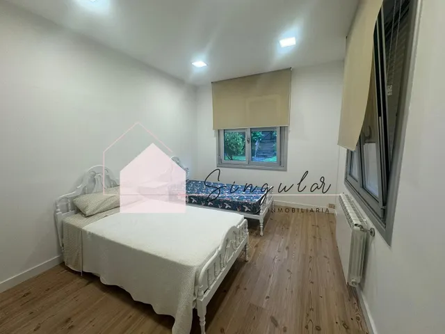 ALQUILER PLANTA BAJA CASA CON JARDÍN — 12
