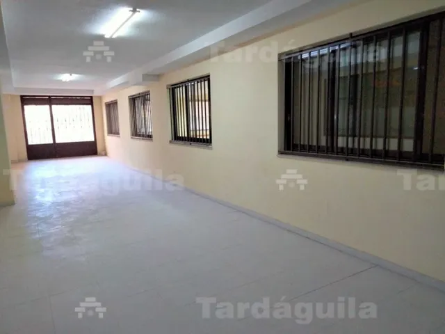 VENTA LOCAL ACADEMIA - CLINICA — 9