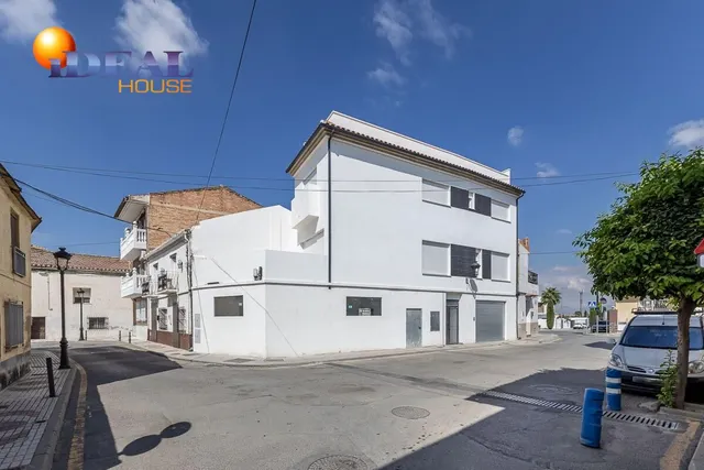 Edificio de nueva construcción en Churriana — 32