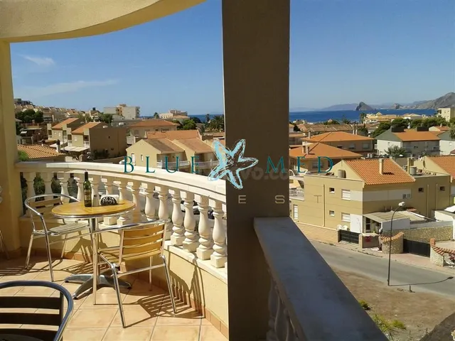 Oportunidad: comprar una enorme villa o un hotel en funciona - foto 5