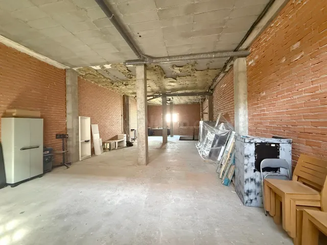 Local en venta en Valdespartera, Calle Mi Tío. — 2
