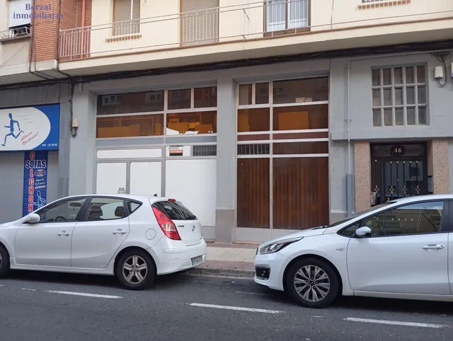 Amplio Local Comercial en Logroño - Oportunidad de Inversión — 9