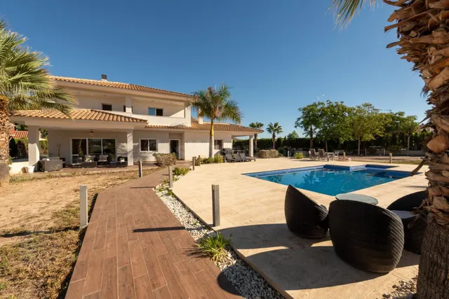 Fantastico chalet de lujo en Rebolledo. - foto 4