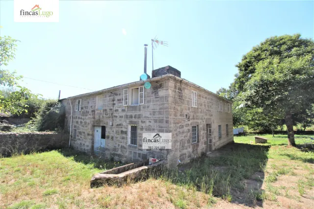 2 CASAS DE PIEDRA EN O CORGO — 26