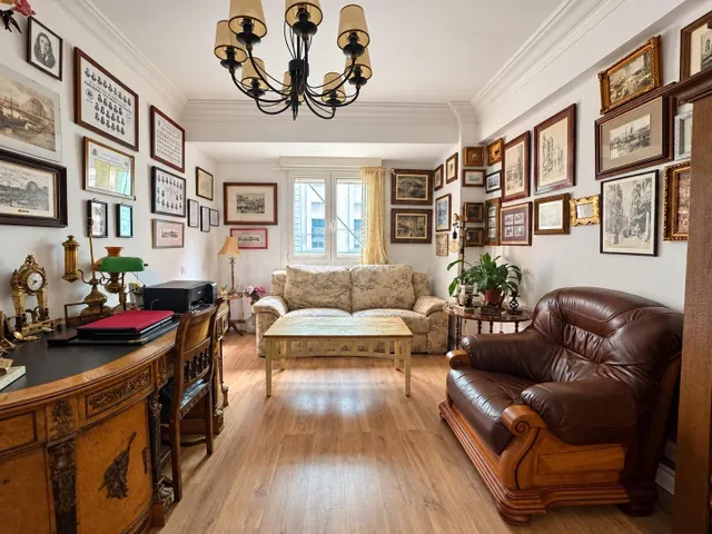 ESPECTACULAR VIVIENDA DE 4 DORMITORIOS , JUNTO A LA PLAZA PO