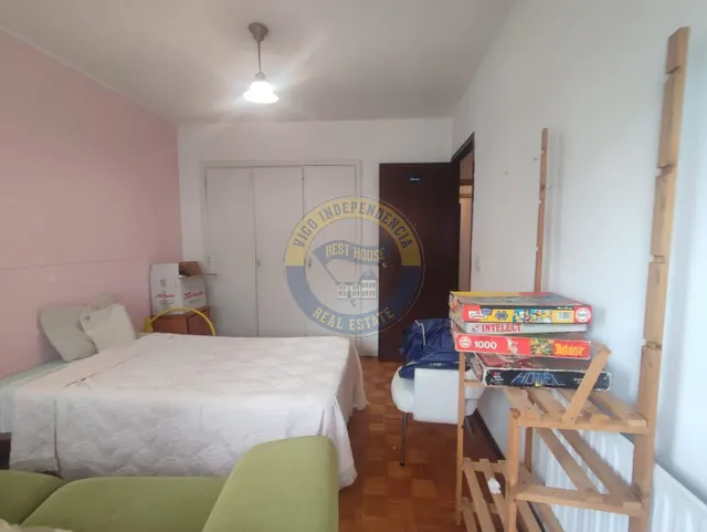 Exclusiva vivienda de gran amplitud en pleno centro de Vigo, entorno Pizarro — 20