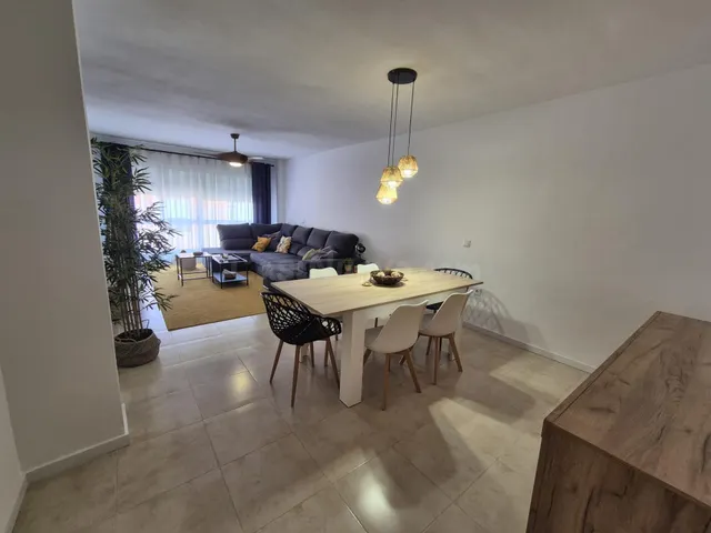 AMPLIA VIVIENDA CON TERRAZA PRIVADA, PLAZA DE GARAJE Y TRASTERO EN EL GARBANZAL, LA UNIÓN. — 3