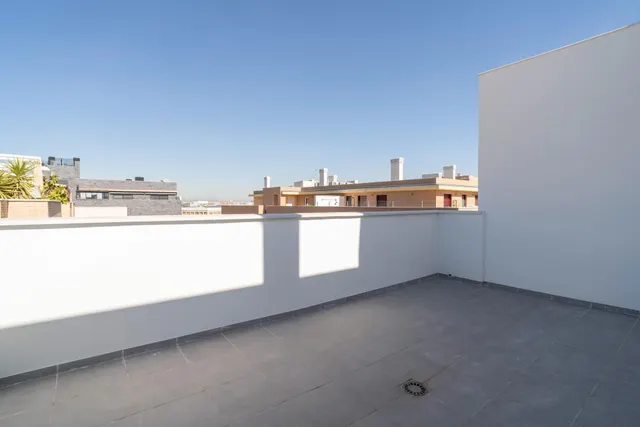 Ático a estrenar con dos terrazas privadas, garaje y trastero — 8