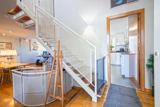 Estupenda vivienda pareada en Tomares en Urbanización Sport  - foto 5