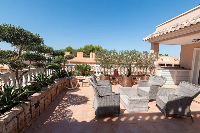 Apartamento 3 habitaciones 110m² en venta - Villamartin - foto 2